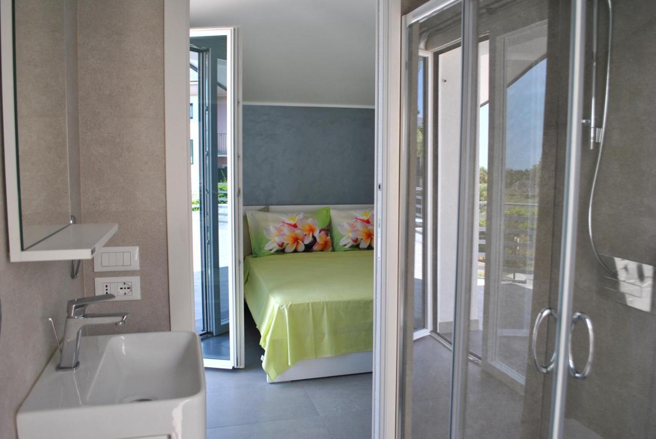 Villa Dedalisa By Holidayngo Acireale Buitenkant foto