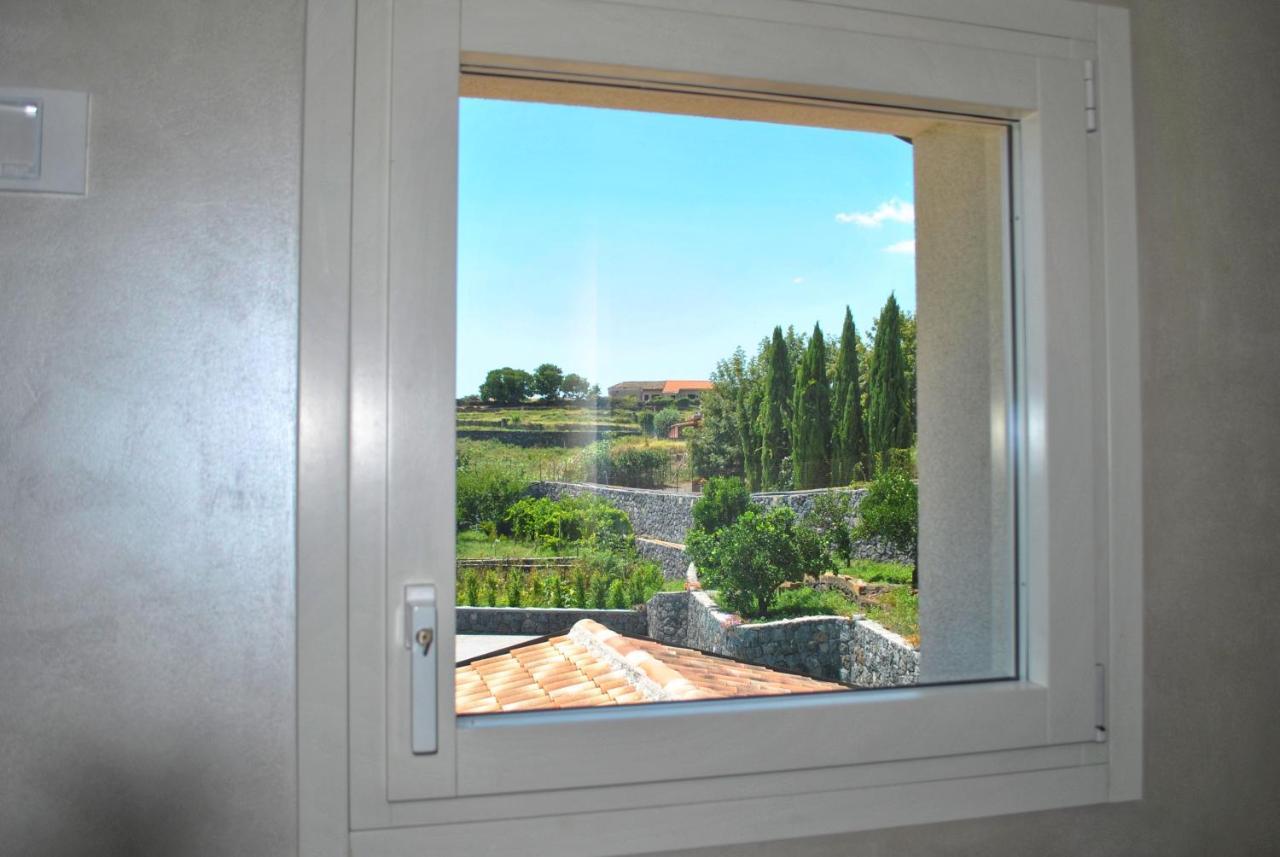 Villa Dedalisa By Holidayngo Acireale Buitenkant foto